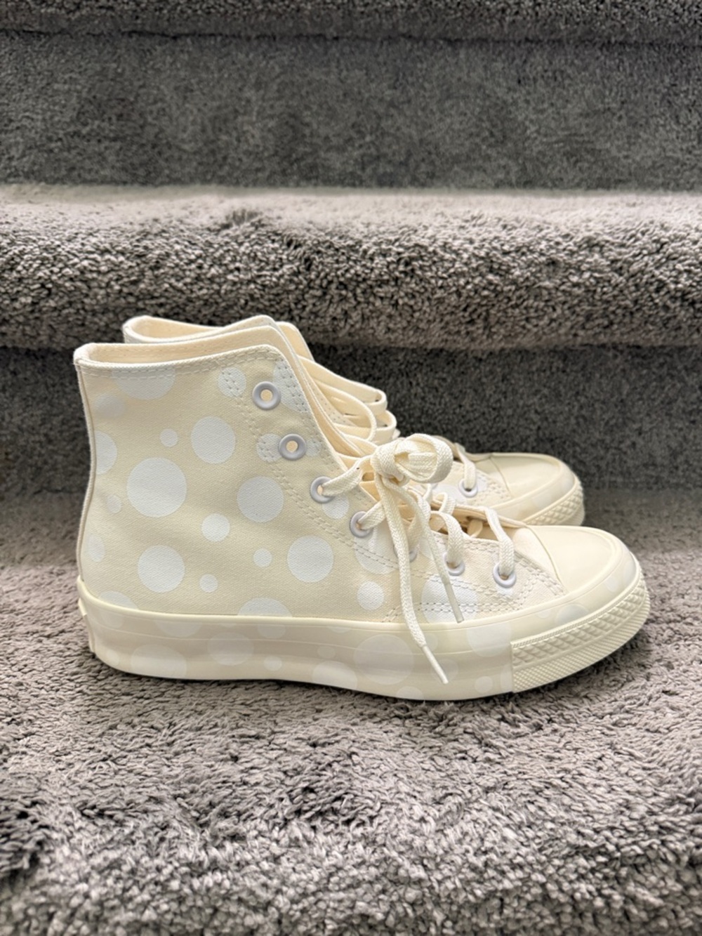 Women's Converse - Picture 6 of 7